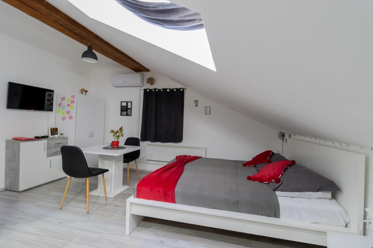 Hill Apartman - Maksimir Rebro Zagreb Bagian luar foto