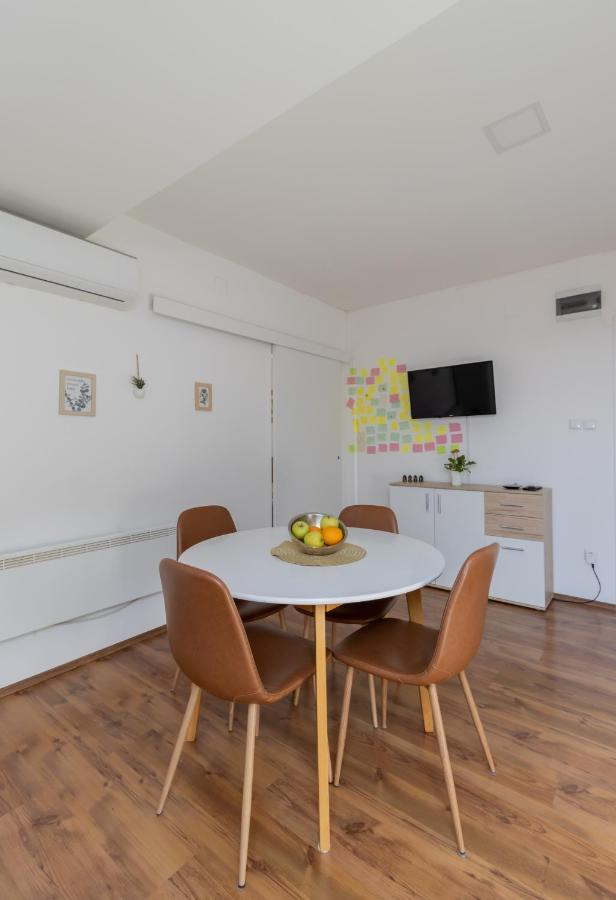 Hill Apartman - Maksimir Rebro Zagreb Bagian luar foto