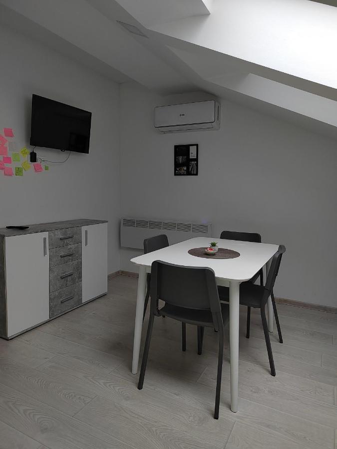 Hill Apartman - Maksimir Rebro Zagreb Bagian luar foto